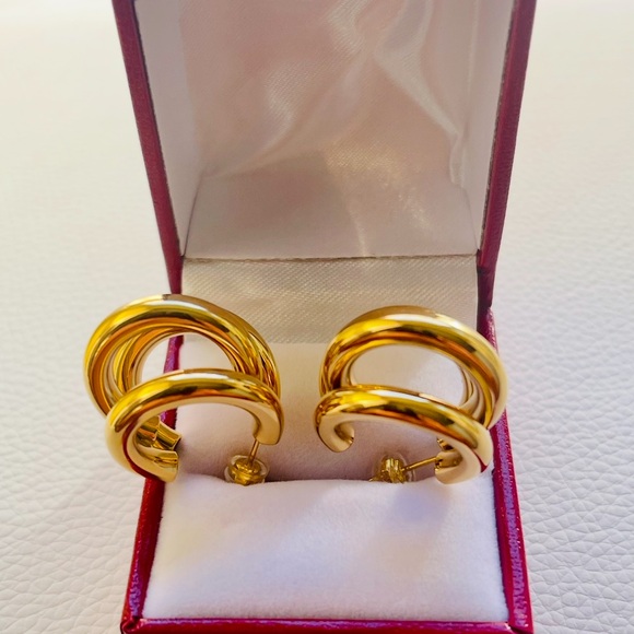 18kGold platedTriple waterproof,hypoallergenic and anti tarnish. - Picture 4 of 4